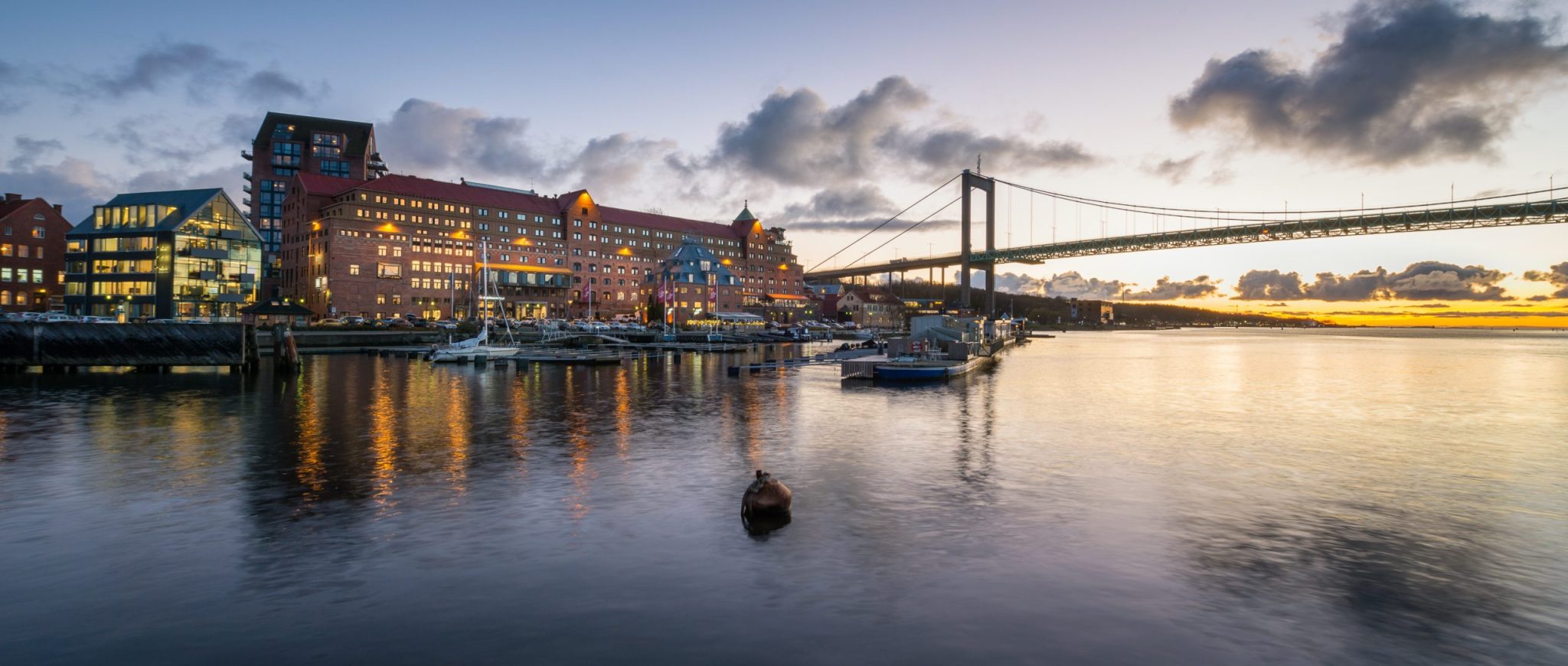 Quality Hotel™ Waterfront